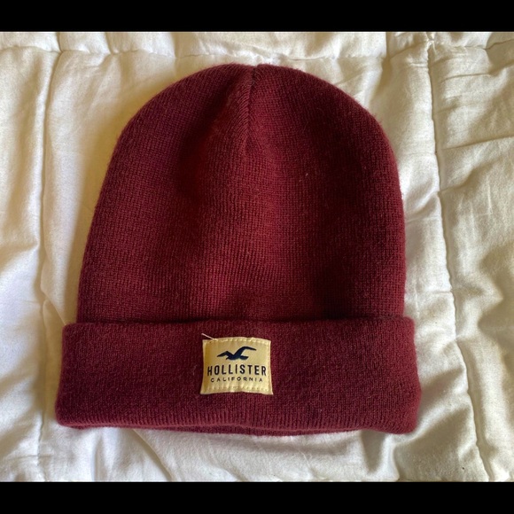 Burgundy Hollister Beanie - Picture 1 of 2